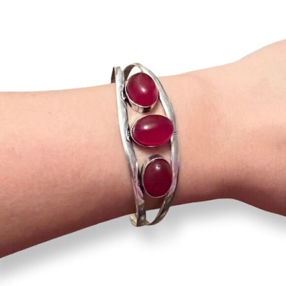 NEW Silver Plated Ruby Bangle - Picture 3 of 3